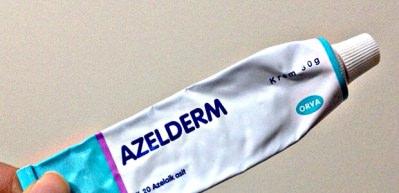 Azelderm krem nasıl s&uuml;r&uuml;l&uuml;r?