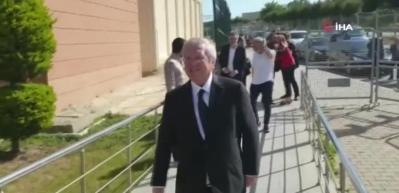 Aziz Yıldırım&rsquo;ın &lsquo;tehdit&rsquo; davası karar i&ccedil;in ertelendi