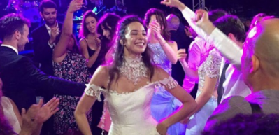 Azra Akın Edirne d&uuml;ğ&uuml;n&uuml; ile evlendi