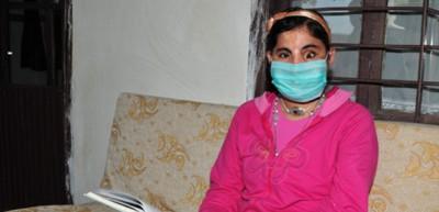 Yeni y&uuml;z&uuml;yle baba evine d&ouml;nd&uuml;