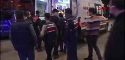 Baba-oğul akrabalarını silahla yaralayan kişi, kalp krizi ge&ccedil;irip, &ouml;ld&uuml;