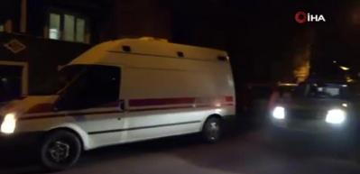 Babasını bı&ccedil;aklayıp komşularına "ambulans &ccedil;ağırın" dedi