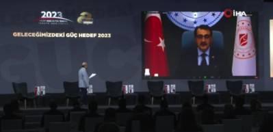 Bakan D&ouml;nmez: Akdeniz&rsquo;de Sel&ccedil;uklu-1 kuyusundan &uuml;mitliyiz