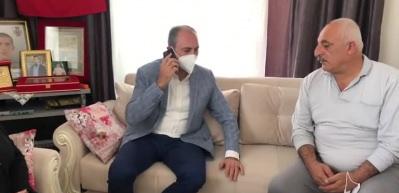 Bakan G&uuml;l, Gaziantep'teki şehit ailesini Cumhurbaşkanı Erdoğan ile telefonla g&ouml;r&uuml;şt&uuml;rd&uuml;