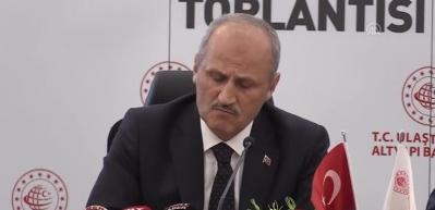 Bakan Turhan'dan İstanbul Havalimanı a&ccedil;ıklaması