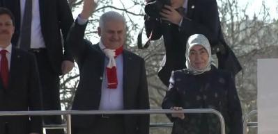 Başbakan Yıldırım: Kim ne derse desin bu operasyon devam edecek