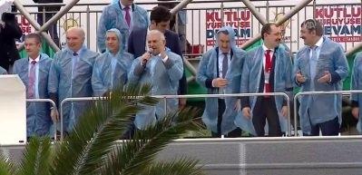 Başbakan Yıldırım'dan &ouml;nemli a&ccedil;ıklamalar