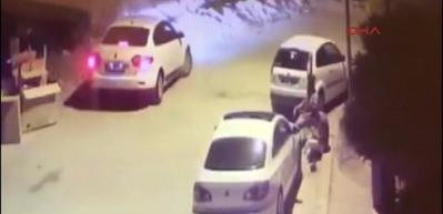 Başkentteki cinayet anı kamerada!