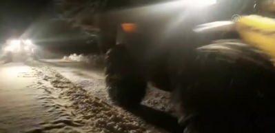 Batı Karadeniz'de 5 ilde 577 k&ouml;y yolu ulaşıma kapandı