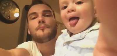 Beatbox yapan babasına b&ouml;yle eşlik etti
