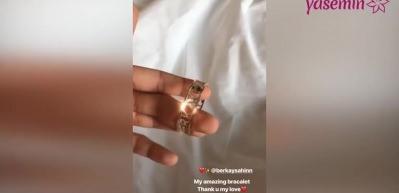 Berkay Şahin'den yeni doğum yapan eşine altın bileklik