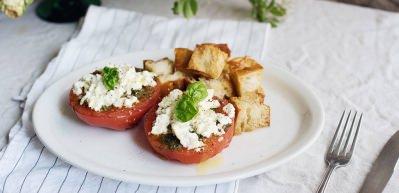 Beyaz peynirli domates &ccedil;anağı tarifi