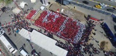 Bin 380 &ccedil;ocuk işaret diliyle İstiklal Marşı&rsquo;nı okudu