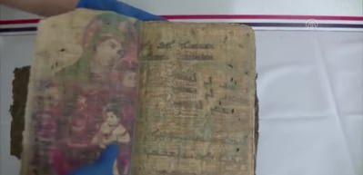 Bin 400 yıllık olduğu tahmin edilen kitap ele ge&ccedil;irildi