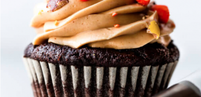 Bitter &ccedil;ikolatalı cupcakes 