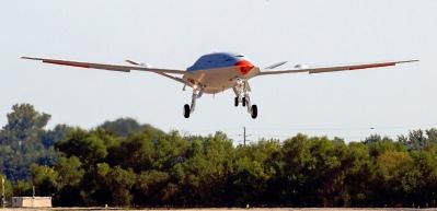 ABD'nin &uuml;rettiği 'tanker İHA' MQ-25 ilk u&ccedil;uşunu yaptı