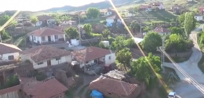 Bu k&ouml;yde 15 yıldır tek iftar sofrası kuruluyor 
