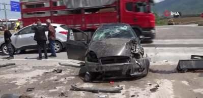  Bursa'da feci kaza: 3 yaralı