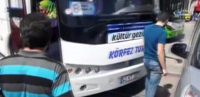Bursa'da feci kaza! Tramvay otob&uuml;sle &ccedil;arpıştı