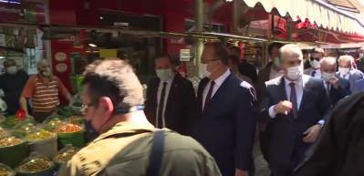 Bursa'da mesafe kuralına uymayan yolcuya başkan şoku