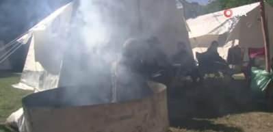 &Ccedil;adır kentte kalan depremzedelerden devlete teşekk&uuml;r