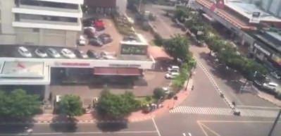 Cakarta'da bombalı ve silahlı saldırı