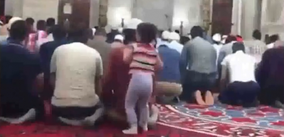 Camideki bu g&ouml;r&uuml;nt&uuml; sosyal medyayı salladı 