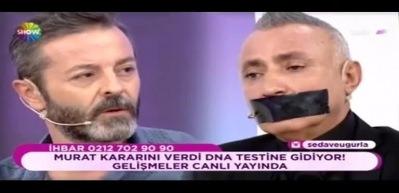 Canlı yayında &ouml;yle bir şey yaptı ki...