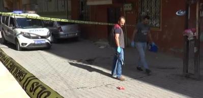 Cinayet zanlısını yakalamak i&ccedil;in temizlik&ccedil;i kılığına girdiler