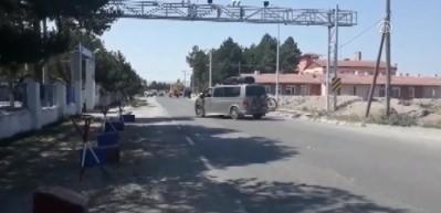 &Ccedil;ocuğunu aracının arkasına bağlayan baba serbest bırakıldı