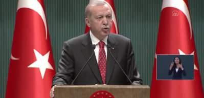 Cumhurbaşkanı Erdoğan: ''Darbe heveslilerini, ter&ouml;r &ouml;rg&uuml;t&uuml; sevicilerini h&uuml;srana uğratmaya devam edeceğiz"