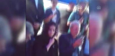 Cumhurbaşkanı Erdoğan şehit babasıyla telefonda g&ouml;r&uuml;şt&uuml;