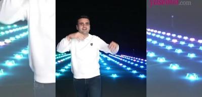 CZN Burak’tan Dubai’de drone şov!