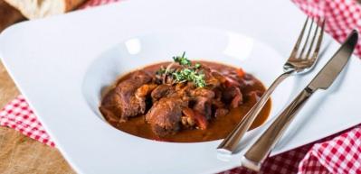 Dana yahni tarifi