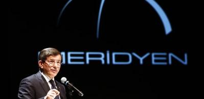 Davutoğlu: Daha b&uuml;y&uuml;k bir şeref olamaz