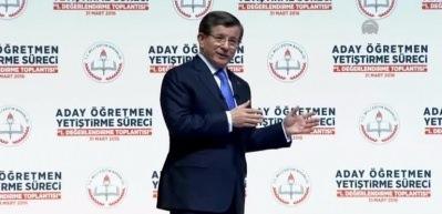 Davutoğlu: ''En asli &ouml;ğretmenlik alanı ilkokul &ouml;ğretmenliğidir''