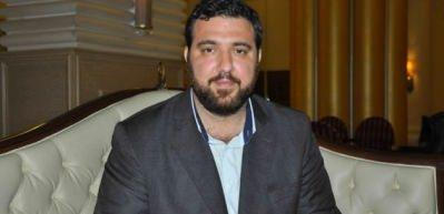 Dedelerimiz kafa &ccedil;ekerek değil, besmele &ccedil;ekerek...