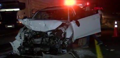 Diyarbakır'da 'hatalı sollama' kazası 4'&uuml; ağır 6 yaralı