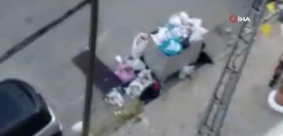Y&uuml;rekleri ısıtan g&ouml;r&uuml;nt&uuml;! T&uuml;rk bayrağını &ccedil;&ouml;pten &ccedil;ıkardı, &ouml;p&uuml;p başına koydu