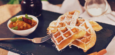 Elmalı ve tar&ccedil;ınlı waffle tarifi