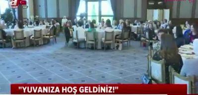 Emine Erdoğan b&uuml;y&uuml;kel&ccedil;ilerin eşlerini ağırladı
