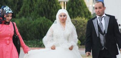 En mutlu g&uuml;nlerinde b&uuml;y&uuml;k şok yaşadılar