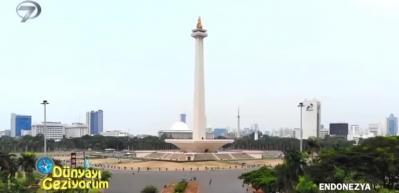 Endonezya'nın Jakarta'yı 360 derece g&ouml;steren Ulusal Bağımsızlık Anıtı