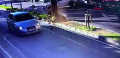 Enes Batur'un korkun&ccedil; kazası kamerada!