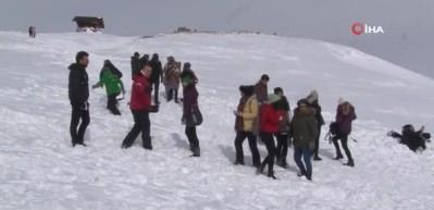 Erciyes'te doktorlara &ccedil;ığ eğitimi