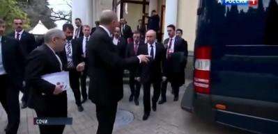 Erdoğan ile Putin arasında iki samimi diyalog! Erdoğan: Umarım beni orada bırakmazsın