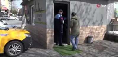 Esenyurt zabıtasından ticari taksilere tek-&ccedil;ift plaka denetimi
