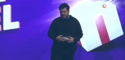 Eser Yenenle ve Oğuzhan Ko&ccedil;'un hi&ccedil; bilinmeyen g&ouml;r&uuml;nt&uuml;leri!