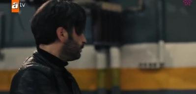 Eşkıya D&uuml;nyaya H&uuml;k&uuml;mdar olmaz'da şok gelişme! Ateş Hızır'ı vuruyor