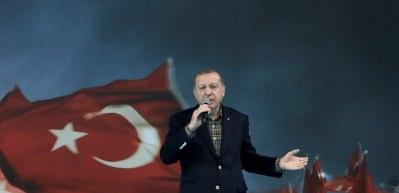 'EVET' kampanyasına bir destekte Karadenizli t&uuml;rk&uuml;c&uuml; Yavuz Kesepara'dan